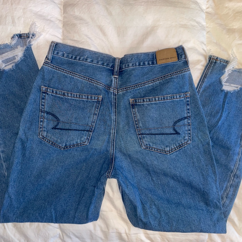 High Rise Ripped Mom Jeans. - Picture 4 of 7